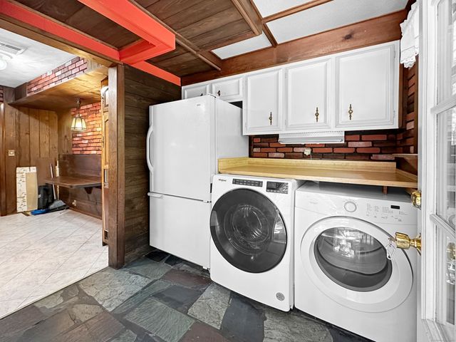 420 Boston Post Road, East Lyme, CT 06333