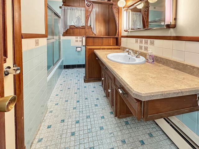 420 Boston Post Road, East Lyme, CT 06333