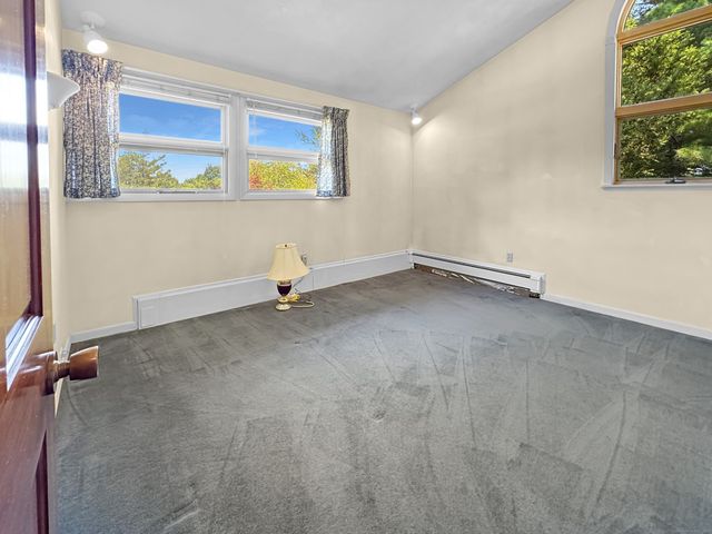 420 Boston Post Road, East Lyme, CT 06333