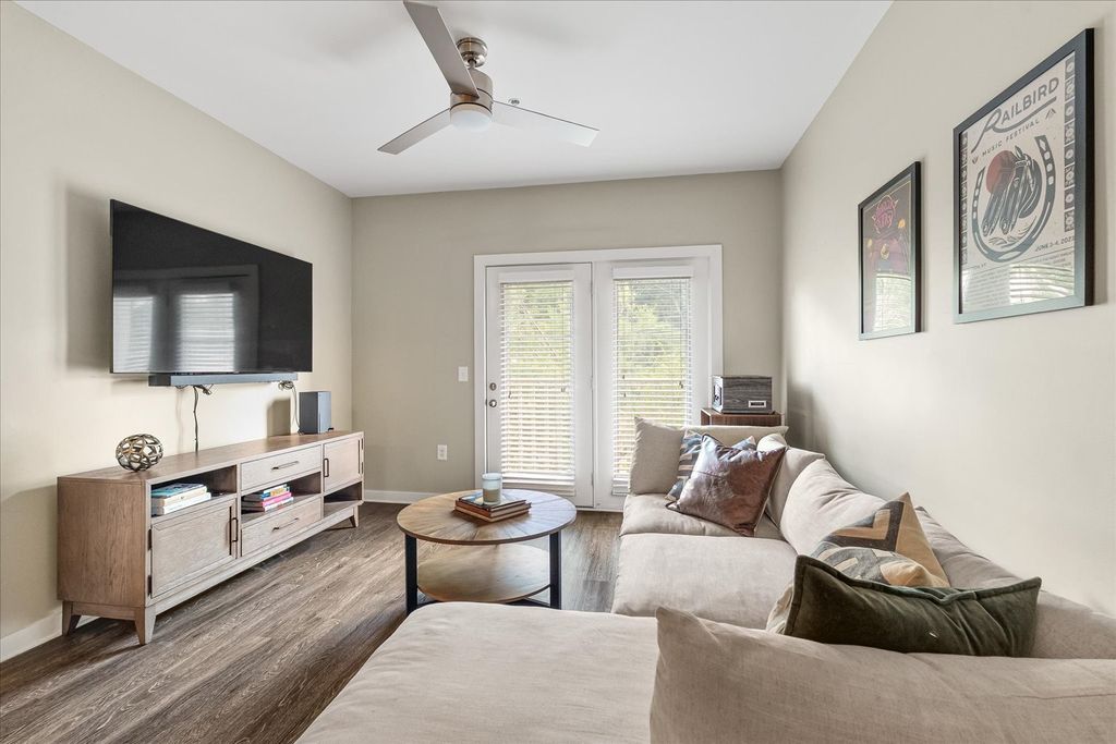 414 Rosedale Ave Apt 209, Nashville, TN 37211