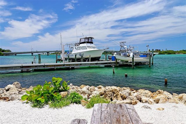 4473 GULF OF MEXICO DRIVE 4473, Longboat Key, FL 34228