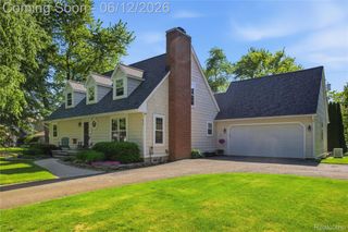 830 Hemingway Road, Orion Charter Township, MI 48362