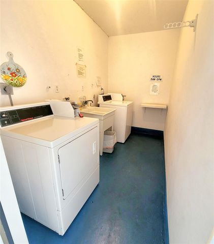 3200 NE 7th Court 208A, Pompano Beach, FL 33062