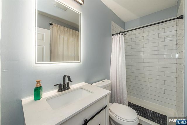 191 Smith Street, Newark, NJ 07106