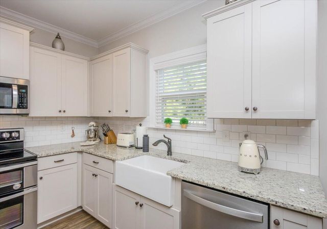 317 Colonnades Drive, Evans, GA 30809