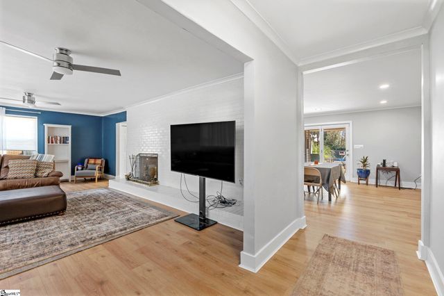 18 Dera Street, Greenville, SC 29615