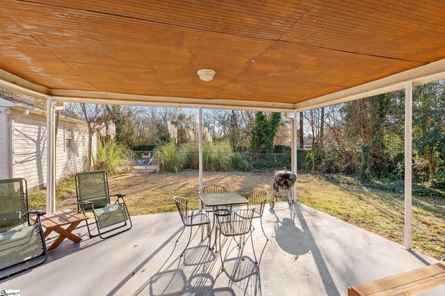 18 Dera Street, Greenville, SC 29615