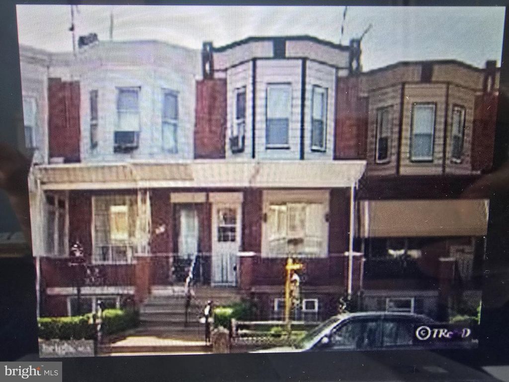 2825 ARAMINGO AVE, PHILADELPHIA, PA 19134 — exterior