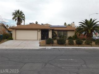 2000 Mariposa Avenue, Las Vegas, NV 89104