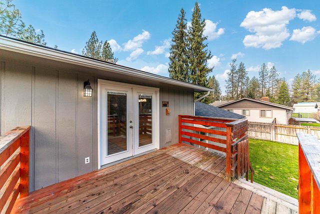 17606 N Michael Rd, Colbert, WA 99005
