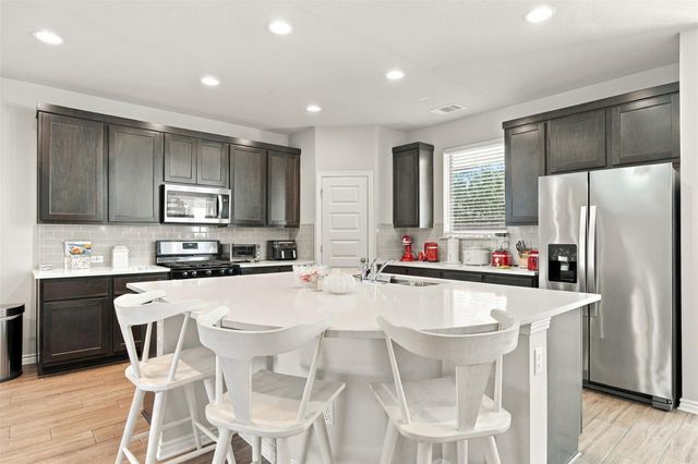 1144 Waterfall Ave, Leander, TX 78641