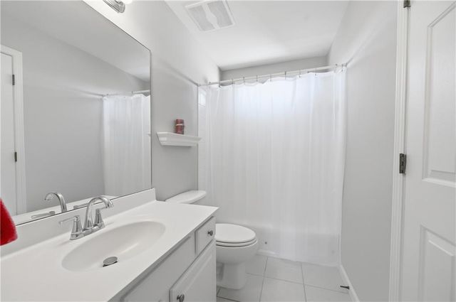 3004 Grove View Court, Dacula, GA 30019