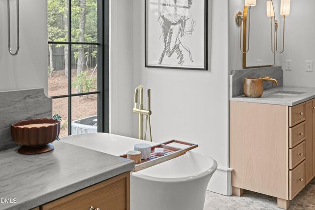 8719 Bells Lake Road, Apex, NC 27539