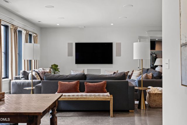 8719 Bells Lake Road, Apex, NC 27539