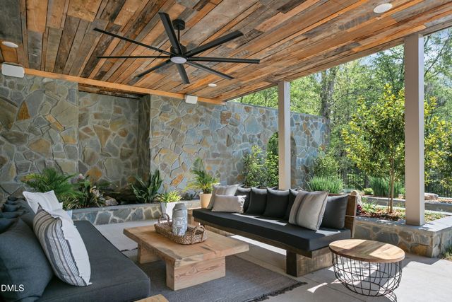 8719 Bells Lake Road, Apex, NC 27539