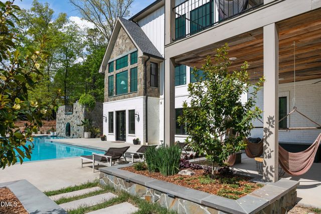 8719 Bells Lake Road, Apex, NC 27539