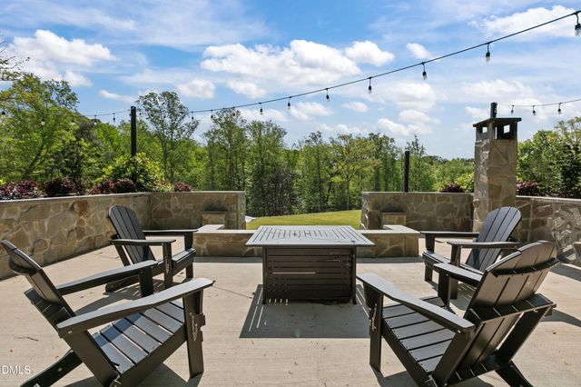 8719 Bells Lake Road, Apex, NC 27539