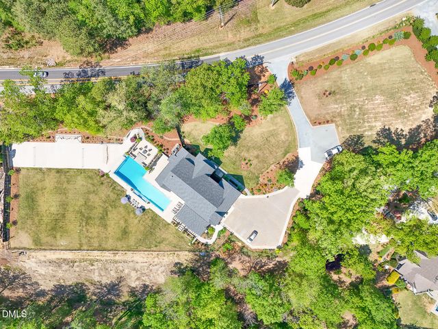 8719 Bells Lake Road, Apex, NC 27539