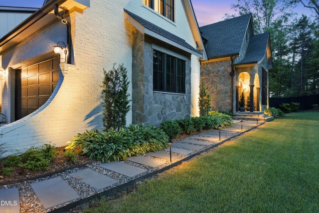 8719 Bells Lake Road, Apex, NC 27539