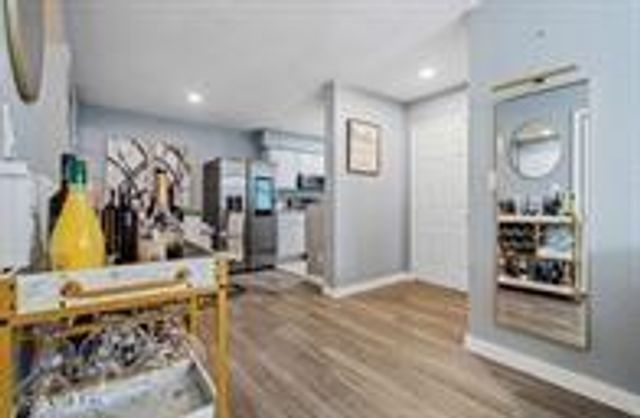 833 Riverside Dr 835, Coral Springs, FL 33071