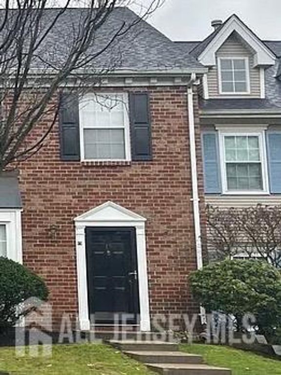 13 DARTMOUTH Way, North Brunswick, NJ 08902