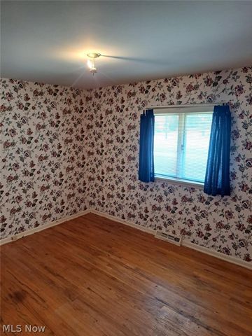 26250 Forestview Avenue, Euclid, OH 44132