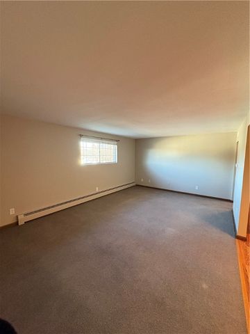 92 Dean Avenue, Smithfield, RI 02917