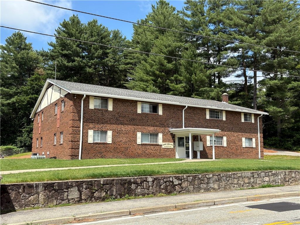 92 Dean Avenue, Smithfield, RI 02917