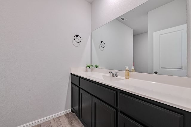 8305 Twisted Pine Way, Fort Worth, TX 76131