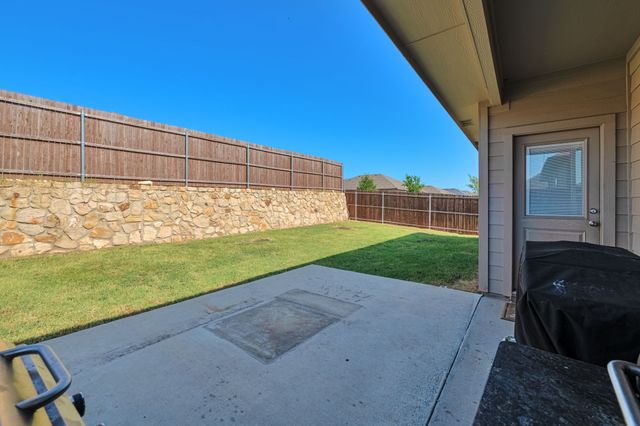 8305 Twisted Pine Way, Fort Worth, TX 76131