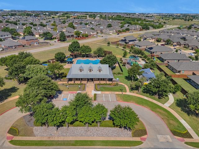8305 Twisted Pine Way, Fort Worth, TX 76131
