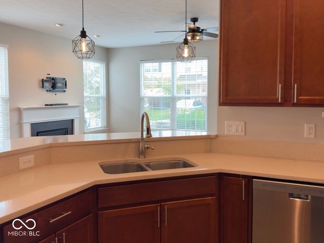 9658 Calamus Drive, Noblesville, IN 46060