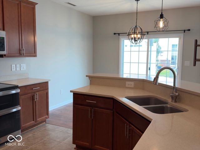 9658 Calamus Drive, Noblesville, IN 46060