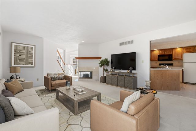 305 Newbury Drive, Monroeville, PA 15146