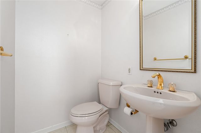 305 Newbury Drive, Monroeville, PA 15146