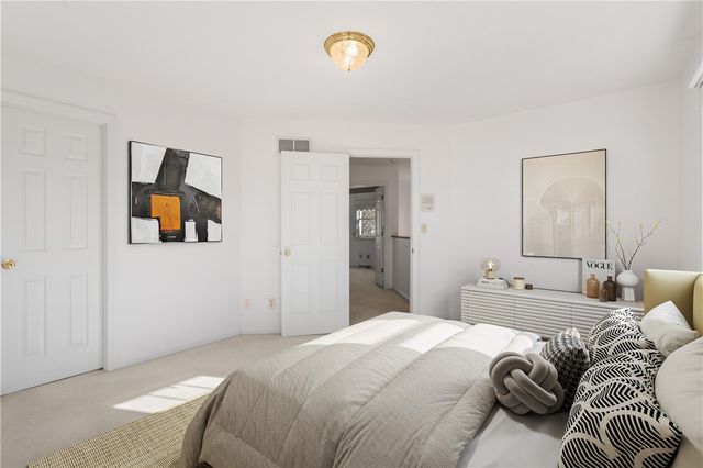 305 Newbury Drive, Monroeville, PA 15146