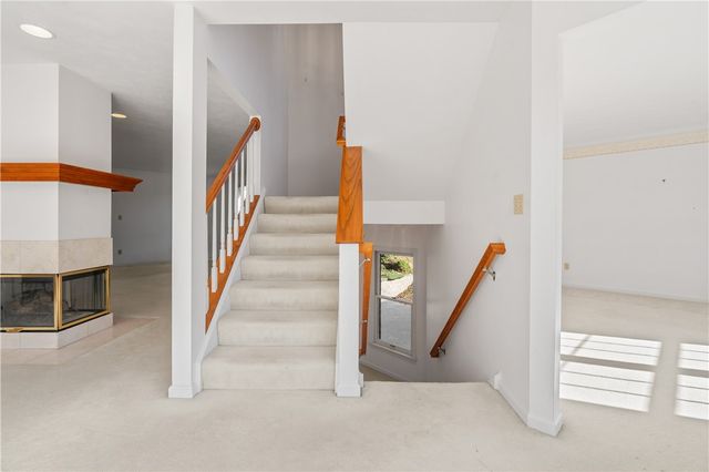 305 Newbury Drive, Monroeville, PA 15146