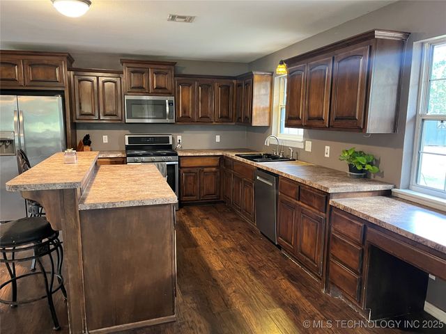 8239 W 800 Road, Fort Gibson, OK 74434