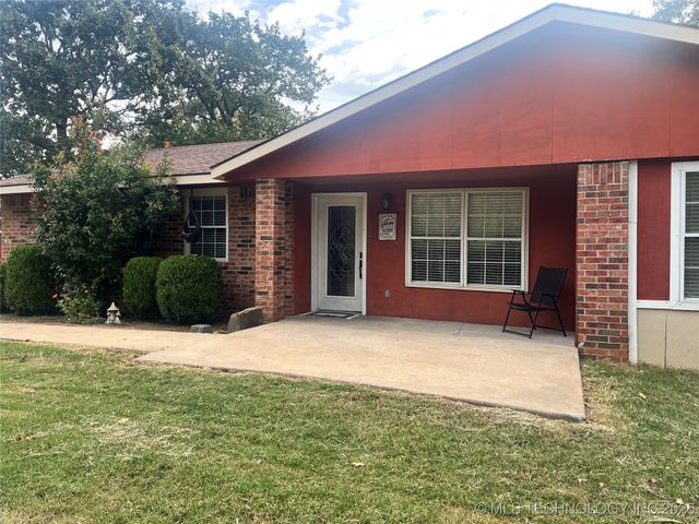 8239 W 800 Road, Fort Gibson, OK 74434