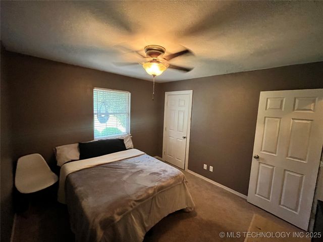 8239 W 800 Road, Fort Gibson, OK 74434