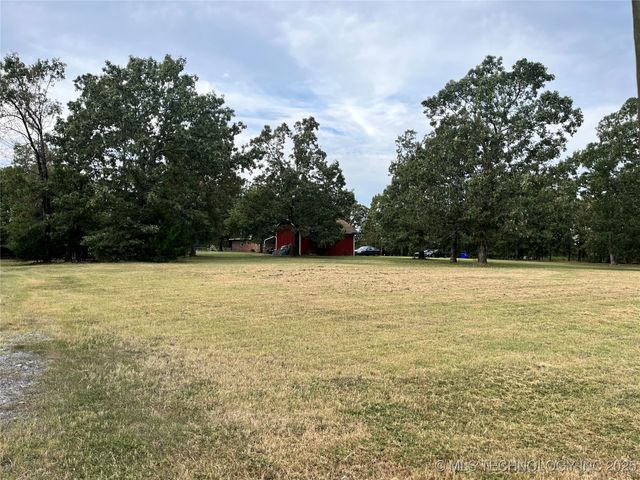 8239 W 800 Road, Fort Gibson, OK 74434