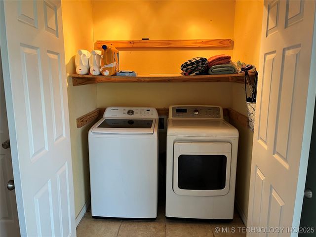 8239 W 800 Road, Fort Gibson, OK 74434