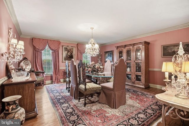 14 DEVON DR, New Hope, PA 18938