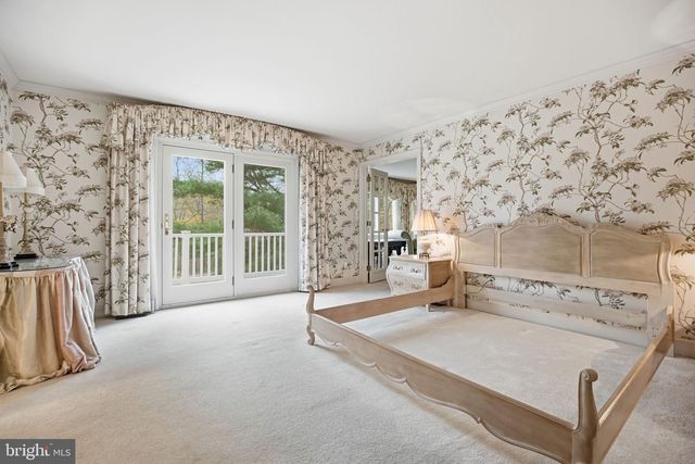 14 DEVON DR, New Hope, PA 18938