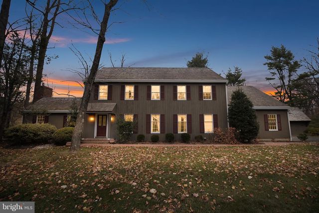 14 DEVON DR, New Hope, PA 18938