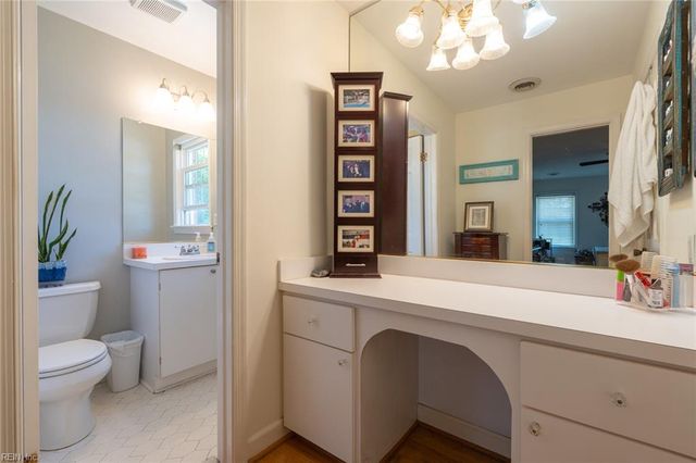 159 Yorkshire RD, Portsmouth, VA 23701