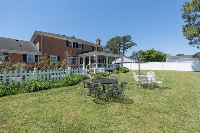 159 Yorkshire RD, Portsmouth, VA 23701