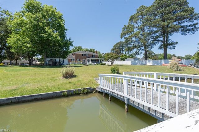 159 Yorkshire RD, Portsmouth, VA 23701