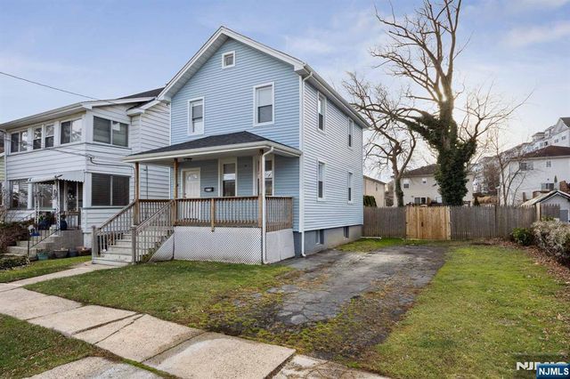 271 Berry Street, Hackensack, NJ 07601