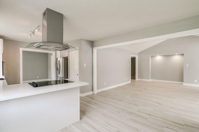 10827 Tupper Lake Drive, Houston, TX 77042